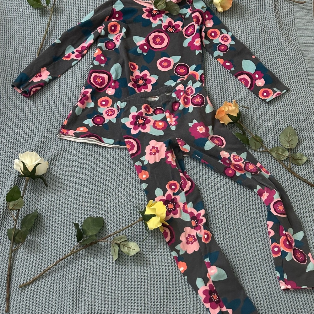 Flower Power Two Piece Set